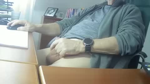 Peter online show from February 6, 2025, 2:58 pm