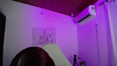 hubena_tgn online show from February 1, 2026, 5:44 pm