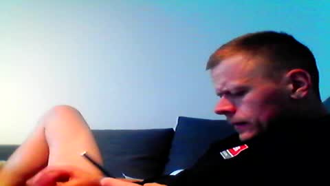 Snapshot of hubikush22 chatting on April 4, 2026, 6:33 am hubikush22 online show from April 4, 2026, 6:33 am