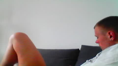 Snapshot of hubikush22 chatting on April 6, 2026, 9:32 am hubikush22 online show from April 6, 2026, 9:32 am
