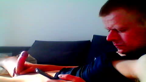 Snapshot of hubikush22 chatting on April 8, 2026, 2:50 pm hubikush22 online show from April 8, 2026, 2:50 pm