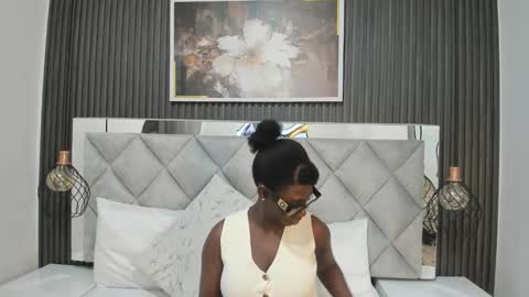 Snapshot of huddah_cam chatting on October 29, 2025, 11:23 am huddah online show from October 29, 2025, 11:23 am