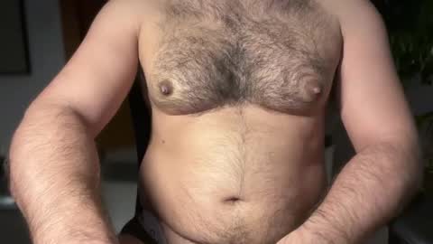 huge_moth online show from February 18, 2026, 8:05 pm