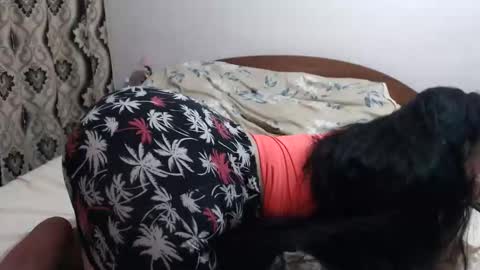 hugeassdevil online show from September 17, 2025, 10:28 am