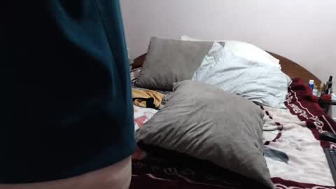 hugeassdevil online show from March 23, 2026, 10:08 am