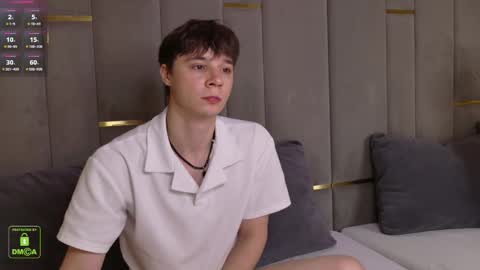 Snapshot of hugebangins_ chatting on October 25, 2025, 11:07 am ANTHONY online show from October 25, 2025, 11:07 am