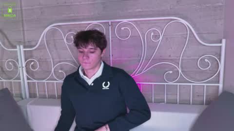 Snapshot of hugebangins_ chatting on November 8, 2025, 4:34 am ANTHONY online show from November 8, 2025, 4:34 am