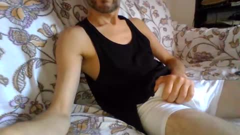 hugebobforever1983 online show from September 21, 2025, 9:44 am