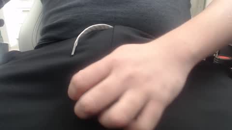 Snapshot of hugecockhandler24 chatting on February 9, 2025, 12:28 am J online show from February 9, 2025, 12:28 am