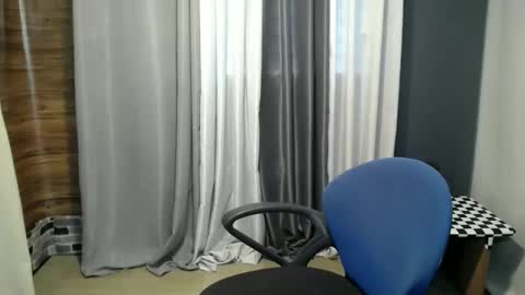 Snapshot of hugecockjames09 chatting on October 29, 2025, 8:27 am hugecockjames09 online show from October 29, 2025, 8:27 am