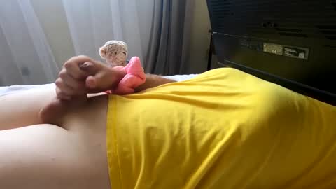 HugeCumshots online show from September 10, 2025, 10:32 pm