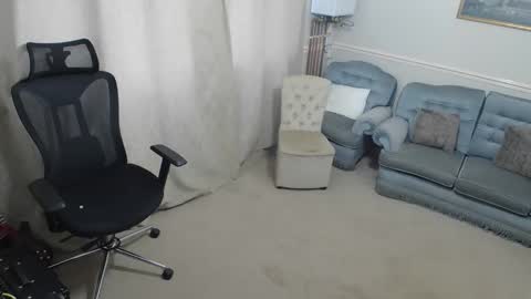 hugedick1965 online show from February 2, 2026, 1:10 pm