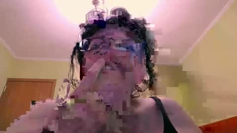 HugeTitsXXX online show from December 12, 2024, 7:04 pm