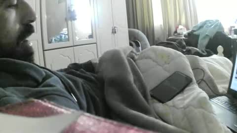 Snapshot of hugeveiny chatting on March 26, 2026, 7:25 am hugeveiny online show from March 26, 2026, 7:25 am