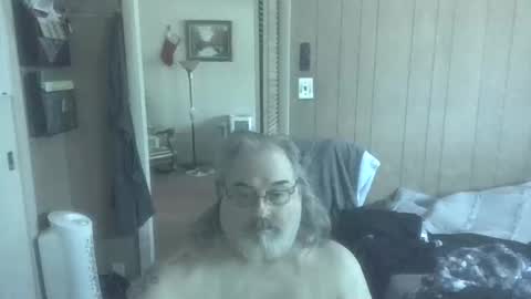 Snapshot of huggybear566 chatting on April 27, 2026, 2:15 pm lonely huggy bear online show from April 27, 2026, 2:15 pm