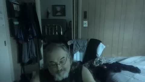 Snapshot of huggybear566 chatting on July 2, 2026, 2:01 pm lonely huggy bear online show from July 2, 2026, 2:01 pm