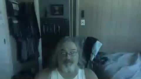 Snapshot of huggybear566 chatting on July 14, 2026, 4:13 pm lonely huggy bear online show from July 14, 2026, 4:13 pm