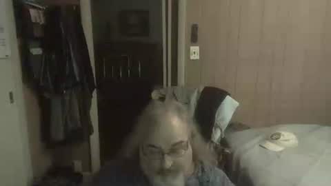 Snapshot of huggybear566 chatting on July 15, 2026, 2:44 pm lonely huggy bear online show from July 15, 2026, 2:44 pm