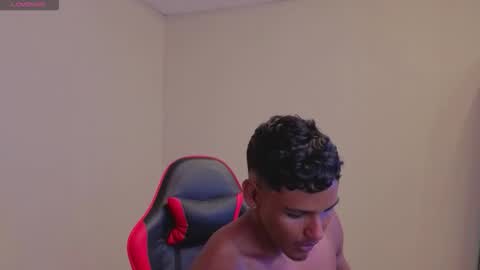 Snapshot of hugo_cano chatting on February 21, 2026, 4:13 am Hugo Cano online show from February 21, 2026, 4:13 am