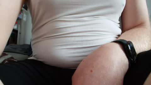 hulk222277 online show from April 19, 2026, 4:17 pm