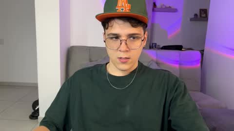 Snapshot of hun_damer chatting on September 24, 2025, 12:58 am hun_damer online show from September 24, 2025, 12:58 am