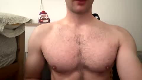 Snapshot of hung_college01 chatting on November 4, 2025, 12:15 pm hung_college01 online show from November 4, 2025, 12:15 pm