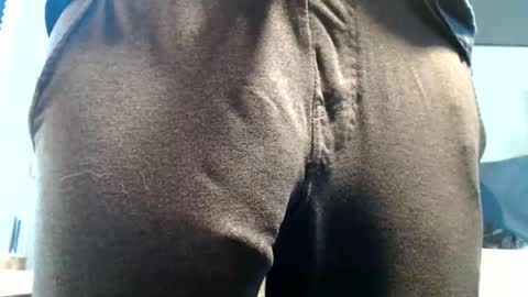 Big uncut cock dripping online show from June 3, 2026, 2:08 pm