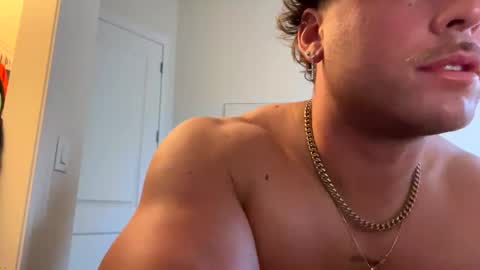 hungkingg22 online show from March 9, 2025, 7:48 pm