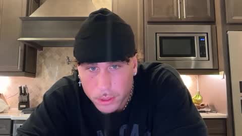 hungkingg22 online show from October 2, 2025, 7:54 pm