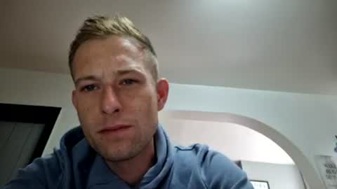 HungTeaseX online show from July 17, 2026, 8:32 am