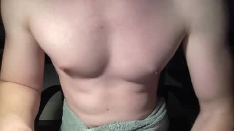 hungwank95 online show from November 19, 2025, 7:58 pm