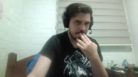 Snapshot of hungweeb chatting on March 17, 2026, 1:32 am Rod online show from March 17, 2026, 1:32 am