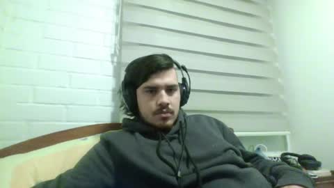 Snapshot of hungweeb chatting on May 11, 2026, 2:28 am Rod online show from May 11, 2026, 2:28 am