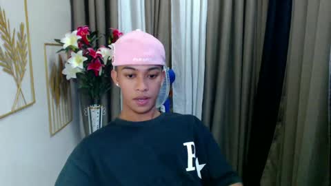 Snapshot of hunk_edward chatting on June 26, 2026, 7:57 am hunk_edward online show from June 26, 2026, 7:57 am