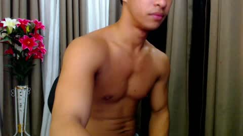 Snapshot of hunk_edward chatting on July 14, 2026, 12:55 pm hunk_edward online show from July 14, 2026, 12:55 pm