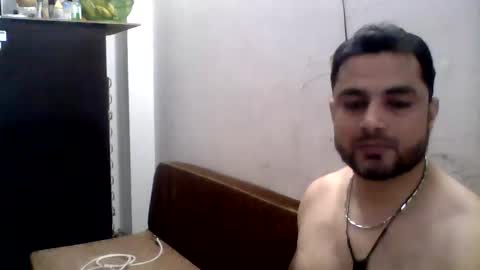 Snapshot of hunkster102 chatting on May 1, 2026, 3:05 pm hunkster102 online show from May 1, 2026, 3:05 pm