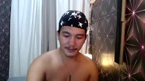 hunkylloyd online show from January 9, 2025, 5:34 am