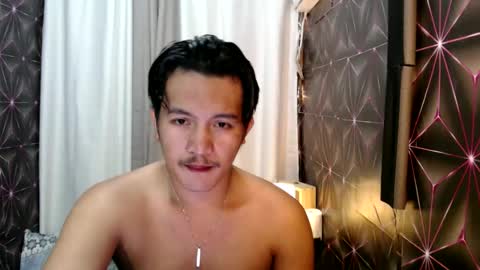 hunkylloyd online show from February 12, 2025, 12:22 pm