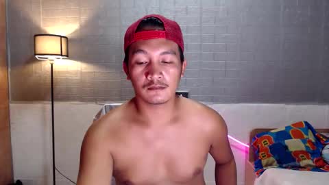 hunkylloyd online show from March 10, 2026, 6:29 am