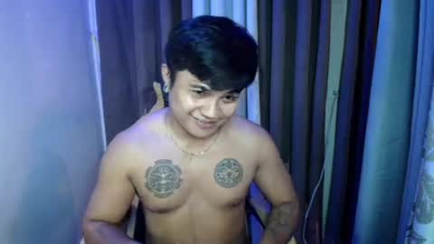 hunkyzeus online show from June 24, 2026, 5:34 pm