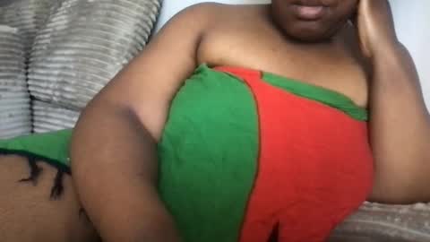 Snapshot of hunnytemple chatting on May 21, 2026, 9:22 pm hunnytemple online show from May 21, 2026, 9:22 pm