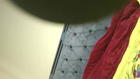 hunsweetpie online show from April 21, 2026, 5:03 am