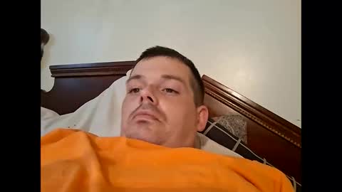 huntdog1221 online show from May 24, 2026, 10:59 pm