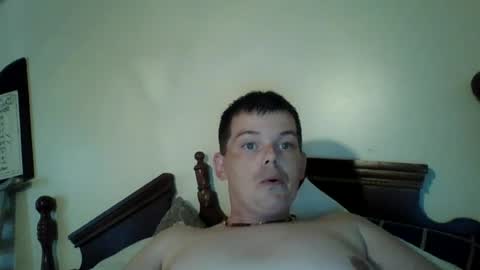 Snapshot of huntdog1221 chatting on July 5, 2026, 8:05 pm huntdog1221 online show from July 5, 2026, 8:05 pm