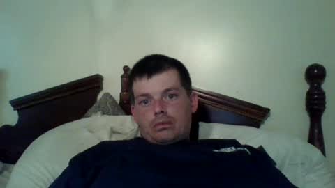 Snapshot of huntdog1221 chatting on July 7, 2026, 10:47 pm huntdog1221 online show from July 7, 2026, 10:47 pm