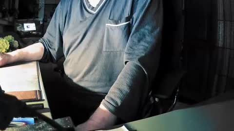 hunter601 online show from March 9, 2025, 4:38 am