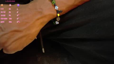 Hunter  online show from November 1, 2025, 3:30 am