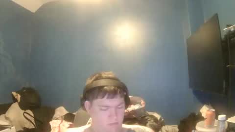 Snapshot of hunter_lust97 chatting on May 3, 2026, 1:33 am hunter_lust97 online show from May 3, 2026, 1:33 am