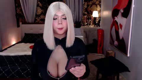 HELLO HANNAH IS BACK online show from January 23, 2025, 12:19 pm