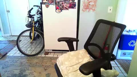 Snapshot of hunterxx420 chatting on April 8, 2026, 7:03 pm Hunter XX 420 online show from April 8, 2026, 7:03 pm